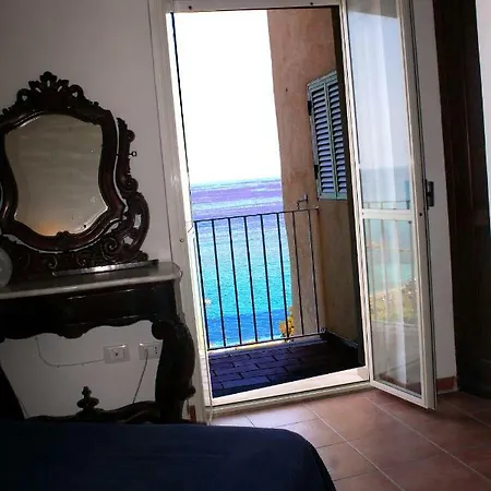 Il Nido Del Corallone Appartamento *